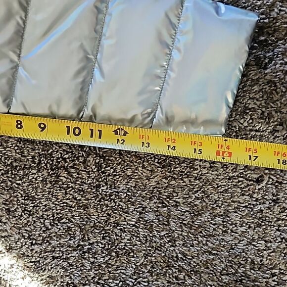 NWT J. McLaughlin silver puffer jacket - Picture 9 of 12